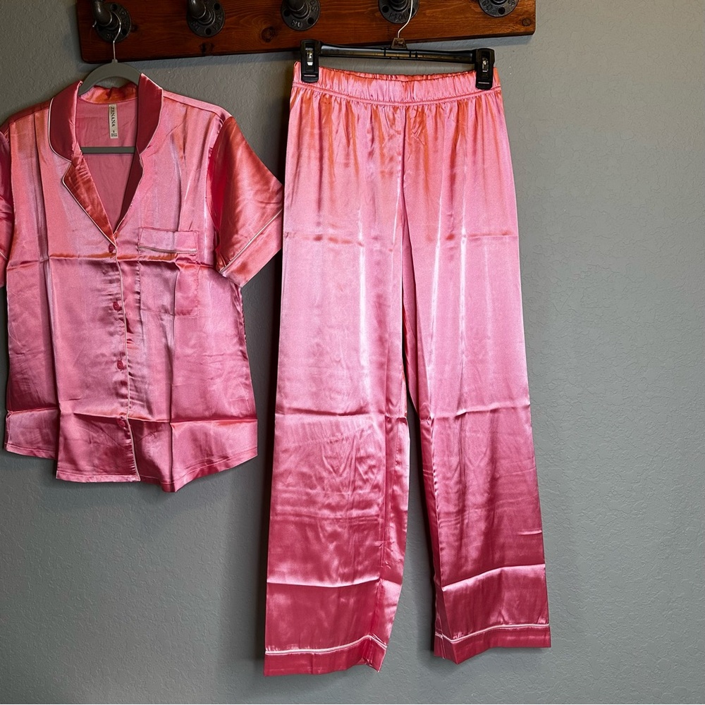 Zenana Pink Satin Pajama Set. NWOT. Various sizes.